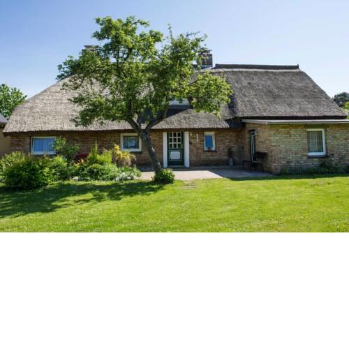 Ferienhaus Augustin mit Reetdach und Kamin