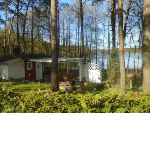 Ferienhaus direkt am See