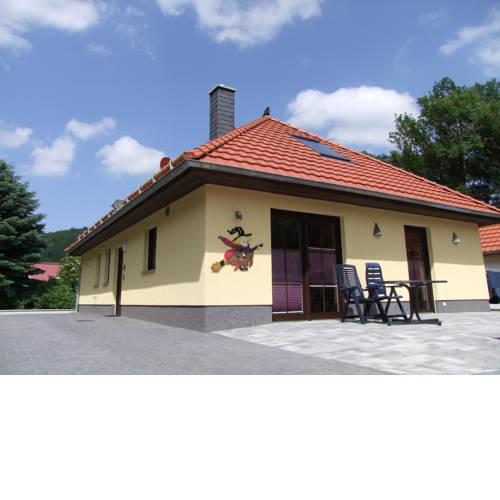 Ferienhaus "Kräuterhexe" mit Wasserbett 200x200cm
