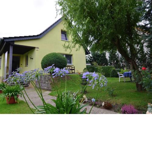 Quaint Holiday Home in Brandenburg near the Forest