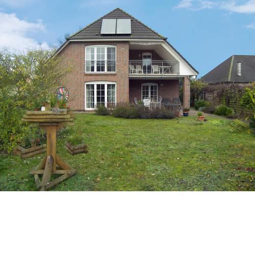 Ferienhaus mit 3 Ferienwohnungen***
