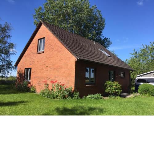 Ferienhaus mit Garten in Nordfriesland