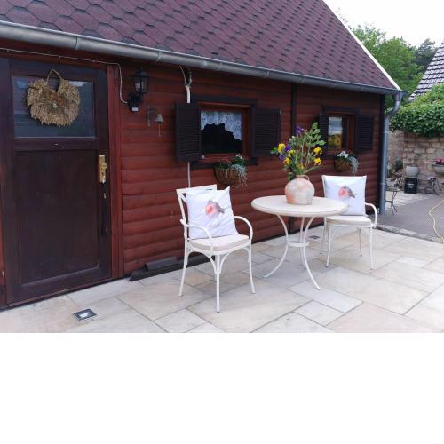 Ferienhaus mit mediterraner Terrasse
