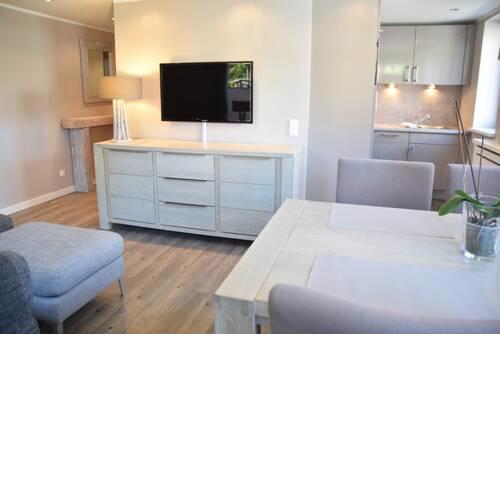 Ferienhaus mit neuen und sehr hochwertigen Appartements in zentraler Lage in Westerland