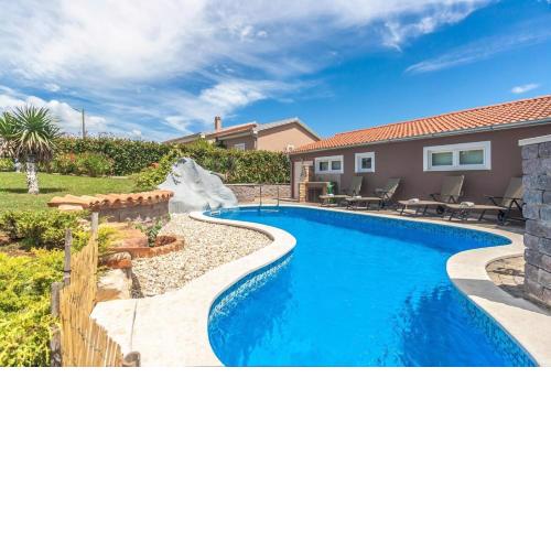 Ferienhaus mit Privatpool für 4 Personen  1 Kind ca 60 m in Marčana, Istrien Südküste von Istrien
