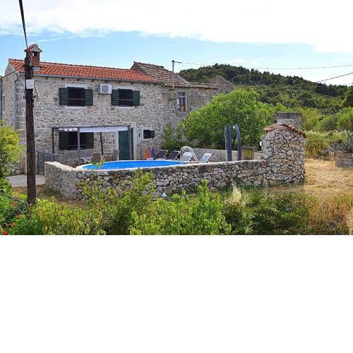 Ferienhaus mit Privatpool für 4 Personen  1 Kind ca 75 m in Dobropoljana, Dalmatien Inseln vor Zadar