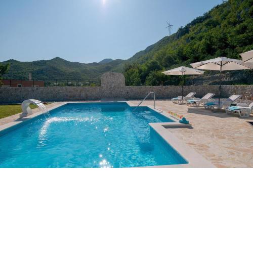 Ferienhaus mit Privatpool für 8 Personen ca 107 m in Seoca, Dalmatien Mosor