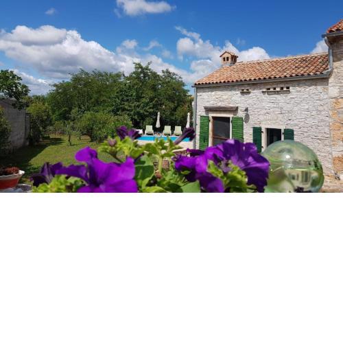 Ferienhaus mit Privatpool für 8 Personen ca 130 m in Bratulici, Istrien Bucht von Raša