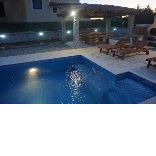 Ferienhaus mit Privatpool für 8 Personen ca 150 m in Gabonjin, Kvarner Bucht Krk