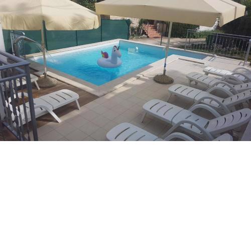 Ferienhaus mit Privatpool für 8 Personen ca 85 m in Rakotule, Istrien Motuvun und Umgebung