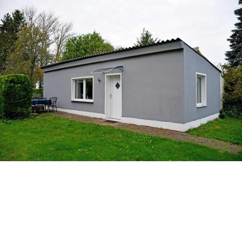 Ferienhaus mit Terrasse im Grünen