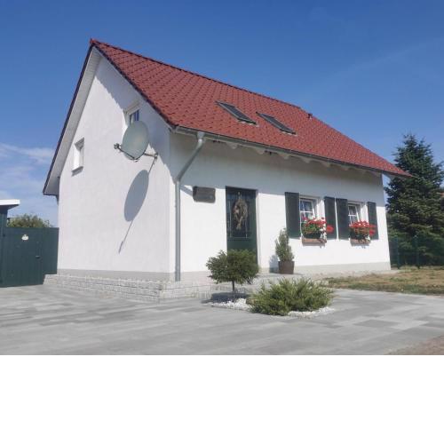 Ferienhaus "Natur Erholung Pur" - Mecklenburgische Seenplatte - zwischen Müritz und Ostsee