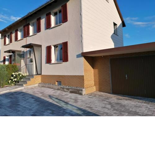 Ferienhaus und Ferienwohnung Stein