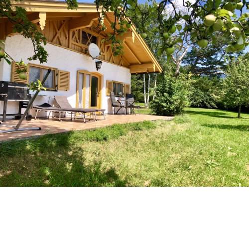 Ferienhaus Veronika mit 2000qm Garten und Bergblick