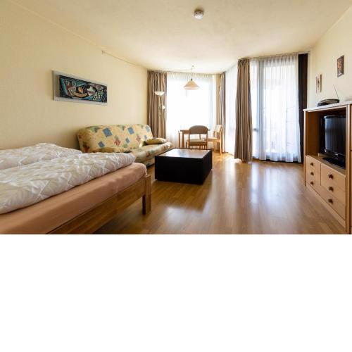 Ferienwohnpark Immenstaad am Bodensee Ein-Zimmer-Apartment 49 27