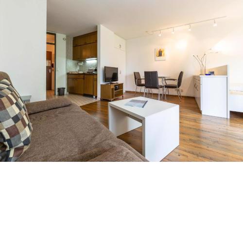 Ferienwohnpark Immenstaad am Bodensee Ein-Zimmer-Apartment 55 19