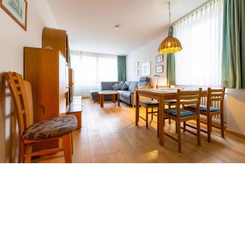 Ferienwohnpark Immenstaad am Bodensee Zwei-Zimmer-Apartment 55 14