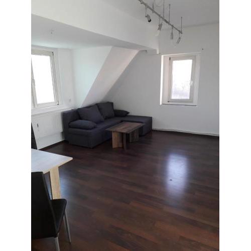 Ferienwohnung - 4 Zimmer - Elsteraue/Tröglitz