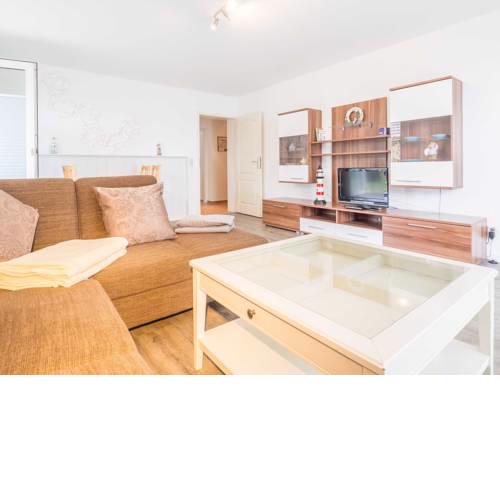 Ferienwohnung 3 "Naurulokki"