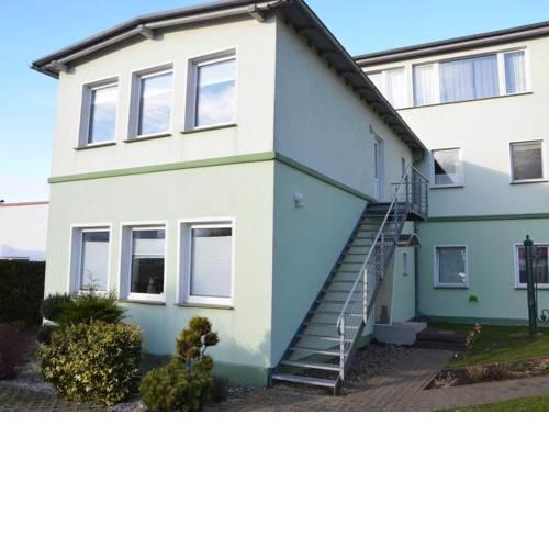 Ferienwohnung Altefähr mit Seeblick und Sonnenterrasse