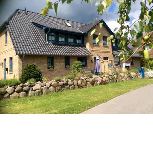 Ferienwohnung "Alter Gutshof" Hühnergott
