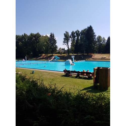 Ferienwohnung am Schwimmbad