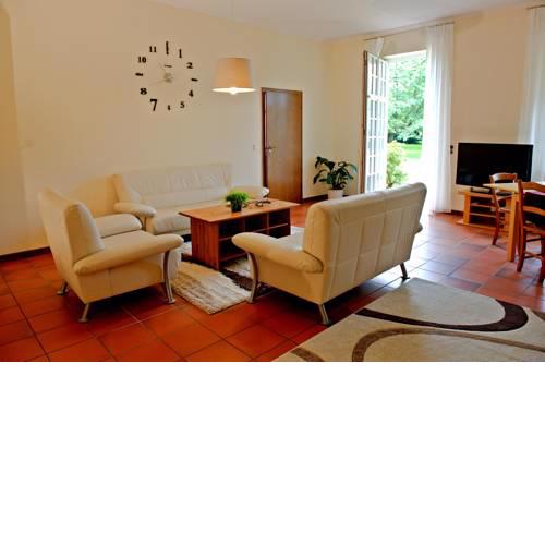 Ferienwohnung Art Land