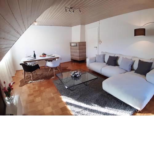 Ferienwohnung Albblick mit großer Terrasse & Garten