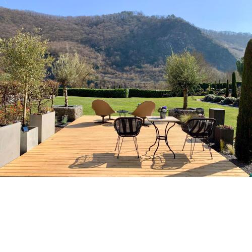 Ferienwohnung DOLCEVITA direkte Mosellage grosser Garten