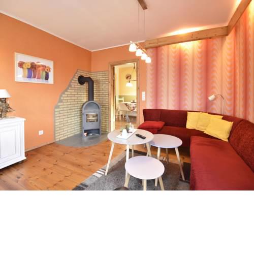 Cozy Apartment in Wismar near Baltic Sea Beach