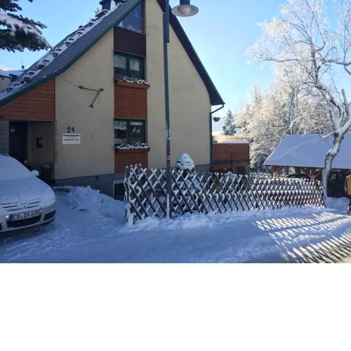 Ferienwohnung Illing direkt am Ski und Rodelhang