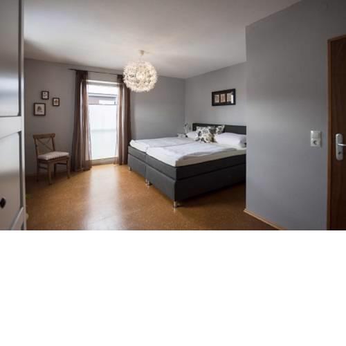 Wunderschöne moderne Ferienwohnung an der Romantischen Strasse für bis zu 6 Personen