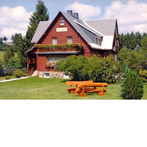 Ferienwohnung im Dachgeschoss - Hermsdorf/Erzgeb.ERZ 1102