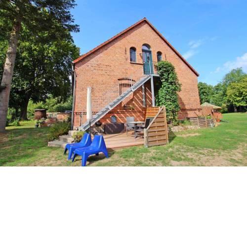 Ferienwohnung im Forsthaus am See SEE 9811