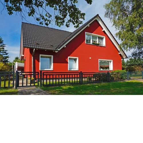 Ferienwohnung im roten Haus