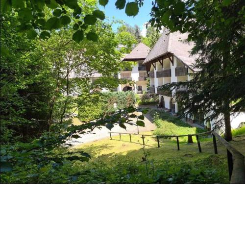 Ferienwohnung in Triberg am Waldrand - idyllisch, ruhig, erholsam