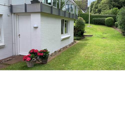 Ferienwohnung in weißer Villa am Kliff