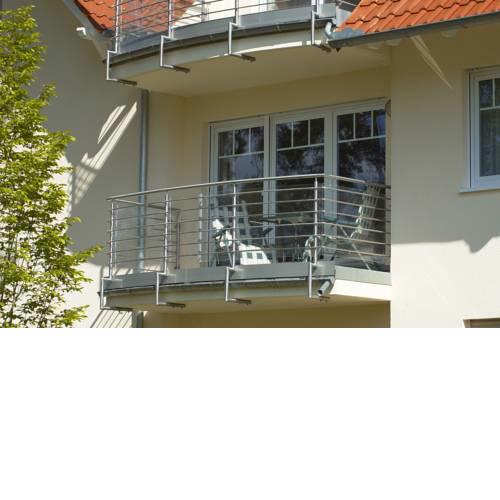 Ferienwohnung Juliane in der Villa zum Kronprinzen direkt gegenüber der Saarow Therme