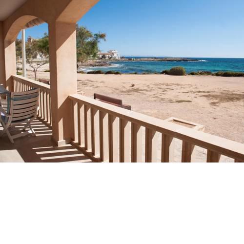 Ferienwohnung Marina direkt am Meer in der Cala Galiota