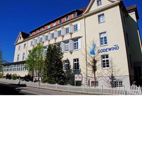 Ferienwohnung mit Balkon "Charming Holidays"