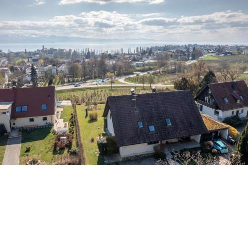 Ferienwohnung mit Panoramablick, Bodensee u. Alpen