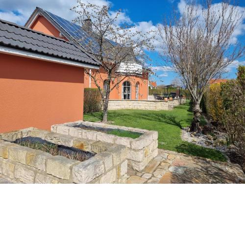 Ferienwohnung mit Pool am Rande von Dresden