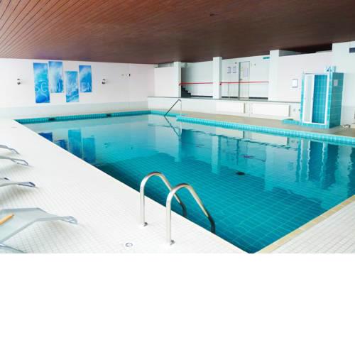 Ferienwohnung mit Schwimmbad und Alpensicht