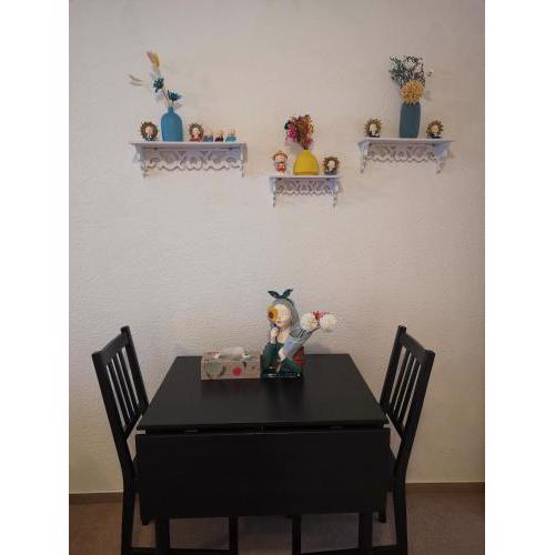 Ferienwohnung Schöne Wohnung 2d-Gebäude mit Mini-garten