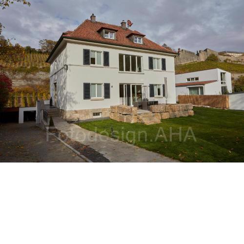 Ferienwohnung stadtnah mit Weinbergblick