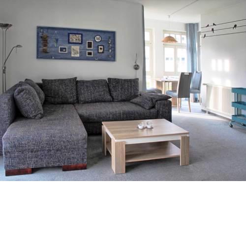 Ferienwohnung strandnah mit Balkon