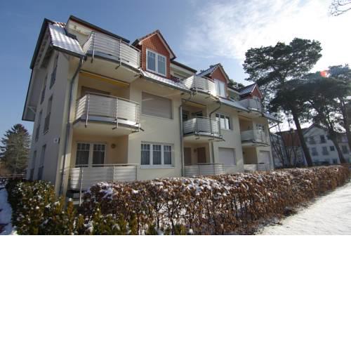 Ferienwohnung Ursula in der Villa zum Kronprinzen direkt gegenüber der Saarow Therme