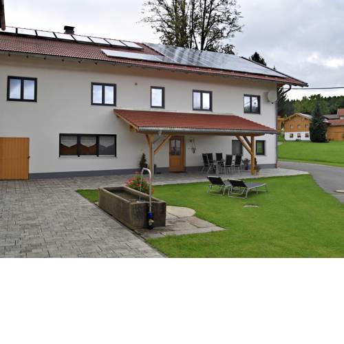 Luxurious Apartment in Viechtach with Farmhouse
