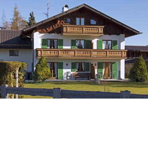 Ferienwohnungen Alpenblick Tilly