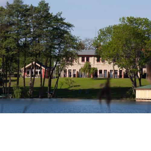 Ferienwohnungen am Loppiner See